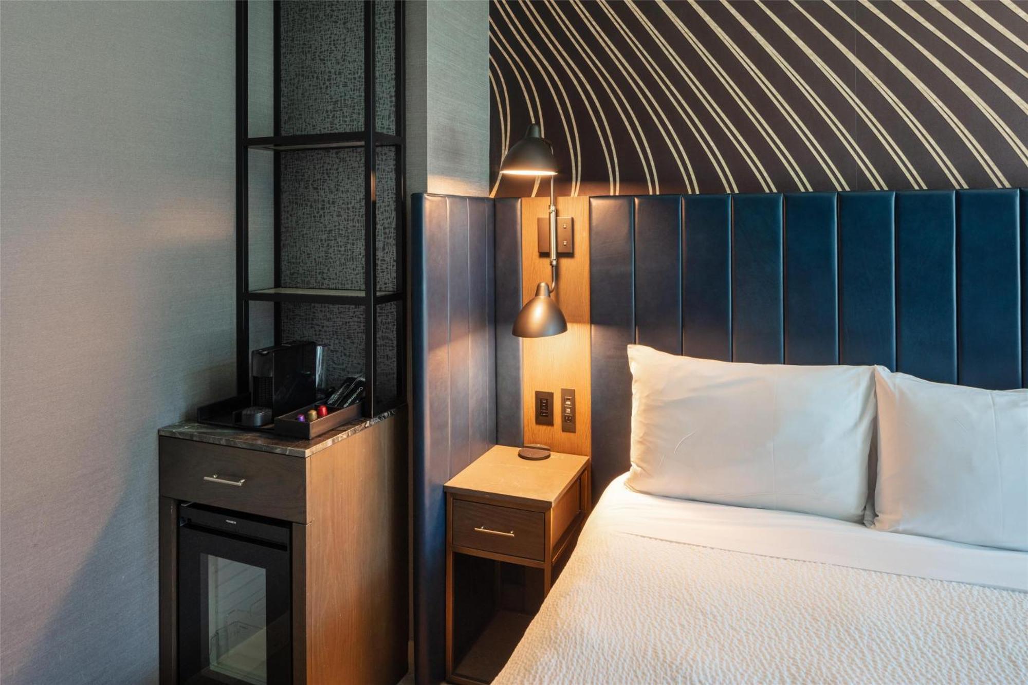 Tempo By Hilton Times Square Hotel 4*