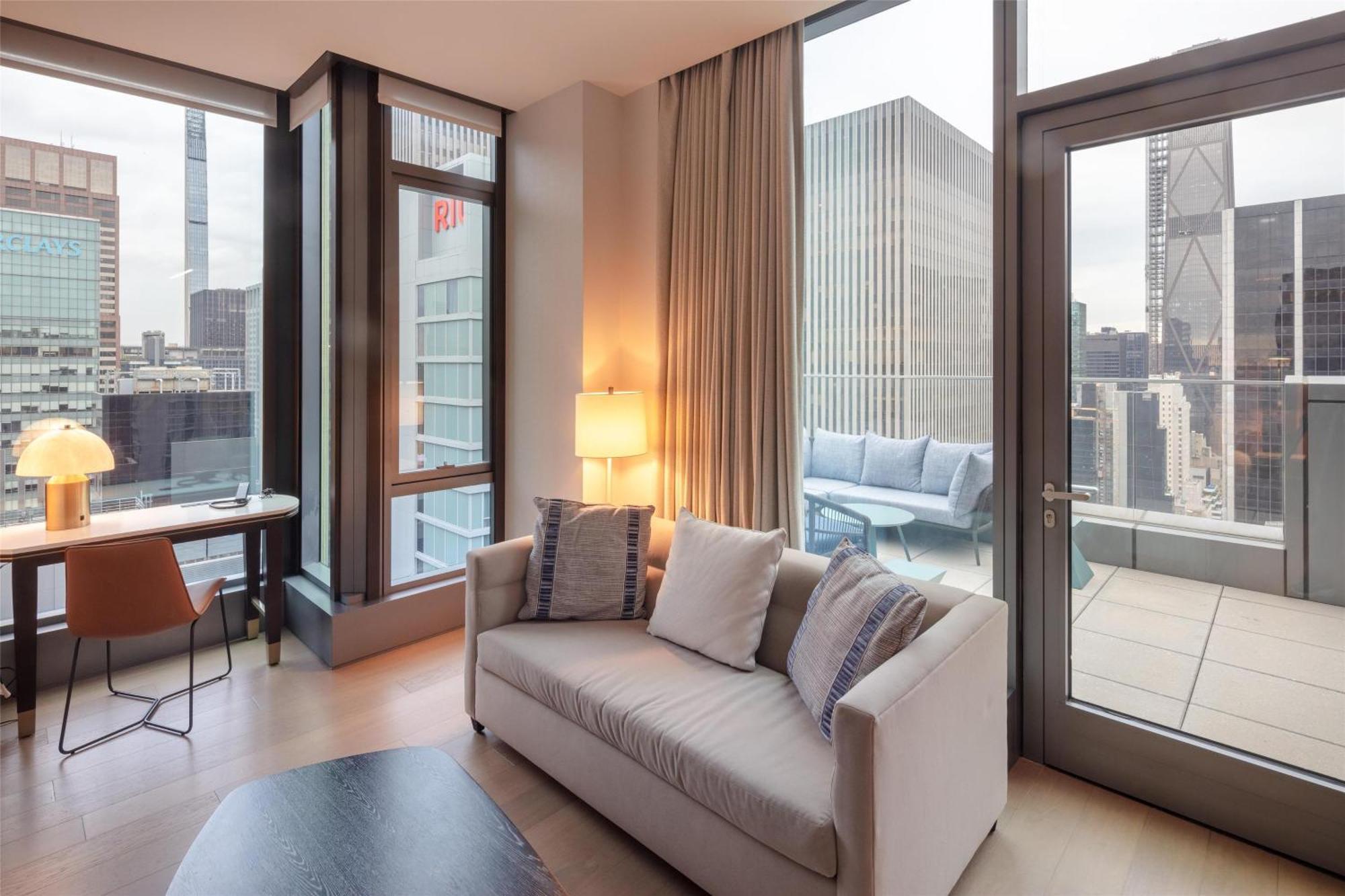 Hotel Tempo By Hilton Times Square 4*